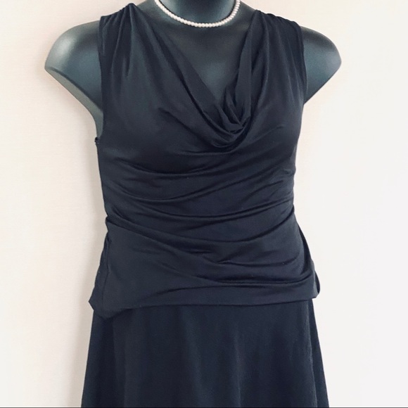 Black Sleeveless Blouse. - Picture 2 of 5
